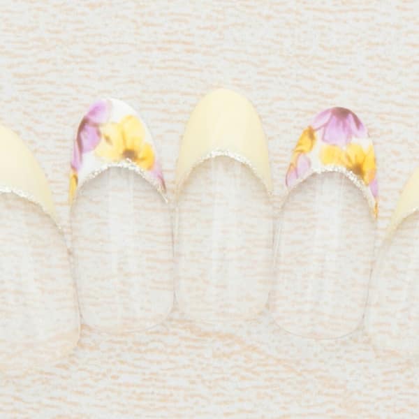 ★どこから見ても<美しい手元>へと導きます・・・★|NailSalon IRIS