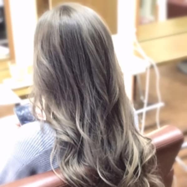 【平日10:30~15:00入店の方限定】全体カラーor明るい白髪染め¥7990☆他営業日¥8240|HAIR BRAND Link 【リンク】トアロード店