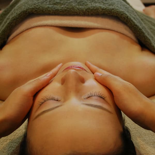 豊富なフェイシャルメニューでお悩みを改善に導きます♪|2FACE esthetic