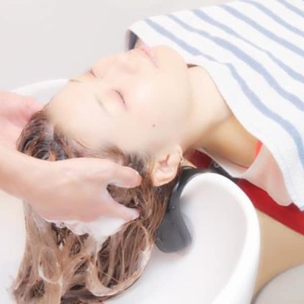 香りの選べるヘッドスパ♪ 癒しの時間はいかがですか?|Hair Salon Treacle