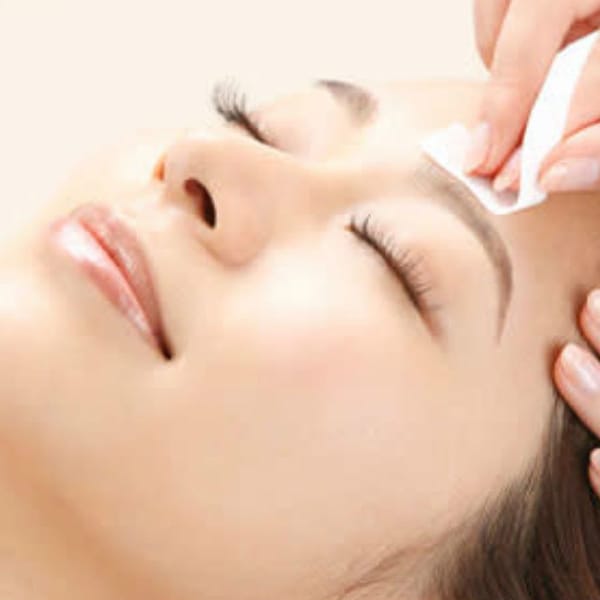 メイクの時短にも♪「美眉デザインワックス脱毛」がおすすめ☆|Eyelash&Wax Salon ReFeel