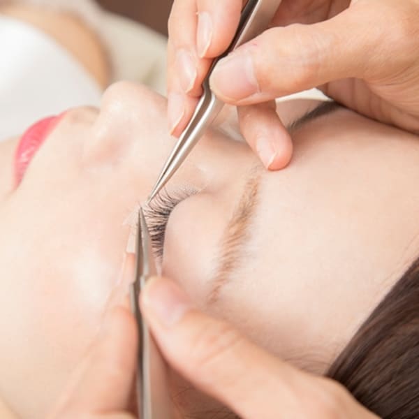 ・キレイ・長持ち・安心・早い…デザイン力、技術力に自信！かつ、安心迅速施術を！　|Eyelash Holic!恵比寿店