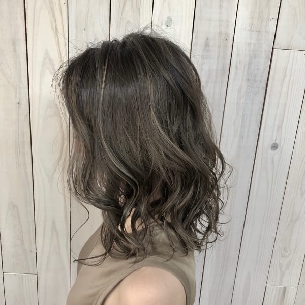 毛髪理論vol.４　こだわりのハイライト、３Dカラー！|Rowel