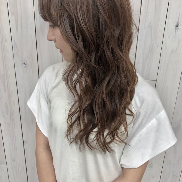 こだわり抜いた"最高級人毛100％"エクステ|Rowel