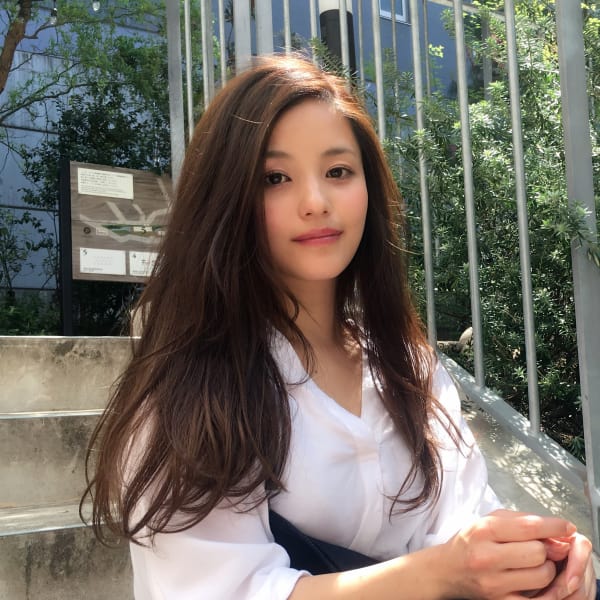 【人気NO.3】恵比寿代官山の隠れ家サロン。通年で支持を誇るナチュラルストレートカラーのメニュー|SALT WATER　恵比寿店