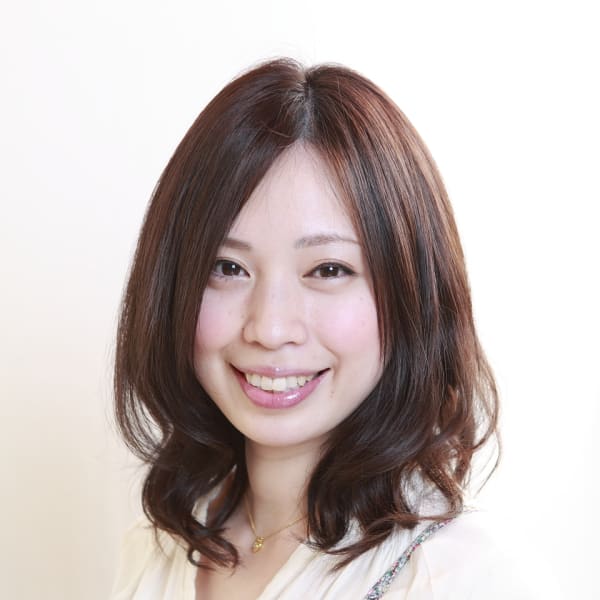 トレンドを抑えつつ、旬スタイルにピッタリのカラーをご提案します♪|Hair salon Lavie