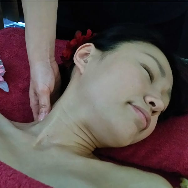 アロマの香りに癒される☆全身トリートメントでスッキリ軽く♪|癒しサロン～心楽～