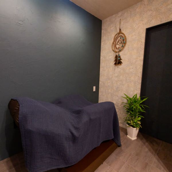 【確かな品質のグルーを使用◎】最新技術のマツエクも御用意しております♪|HAIR&EYELASH CHAIN