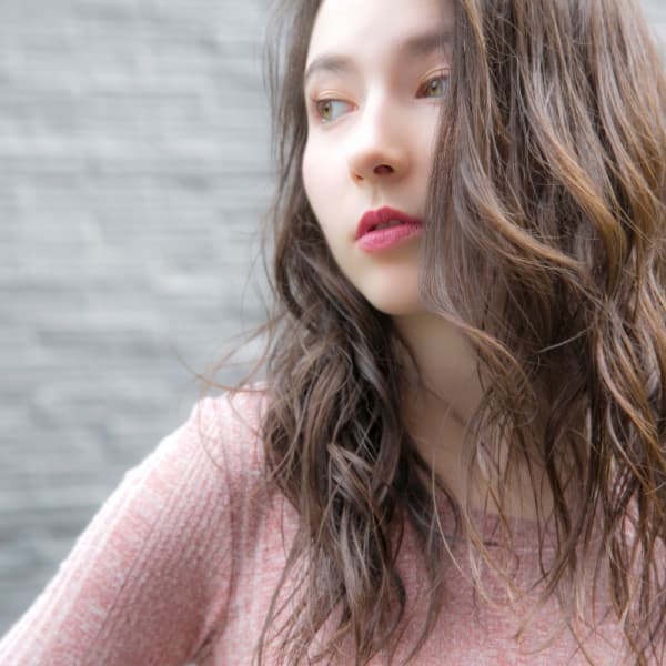 パーマ=店長クラスの圧倒的な経験値と"技"！いいね！が貰えるダメージレスなトレンドカール★|Tailwind