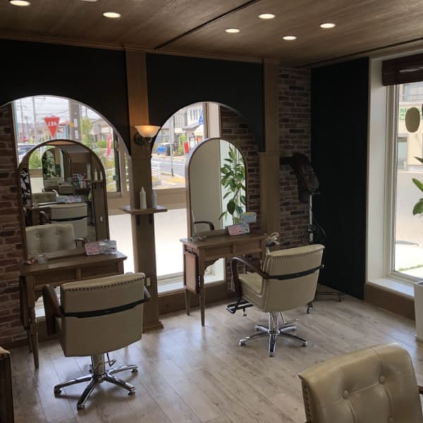 疲れた心と髪をダブルでリフレッシュできる癒しサロン☆|Lien hair flat