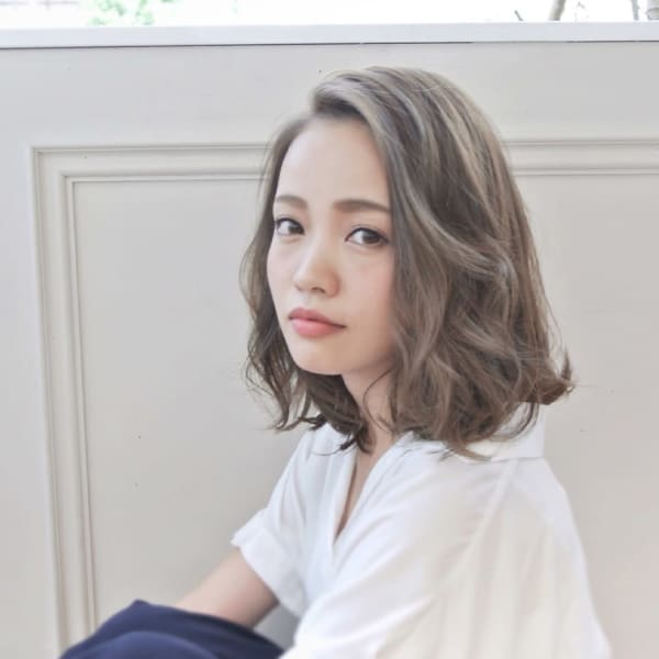 傷んだ髪の毛を集中的にアプローチ!!髪の毛を熟知したスペシャリストが髪の状態をしっかり見極めます♪|hair room She'rie