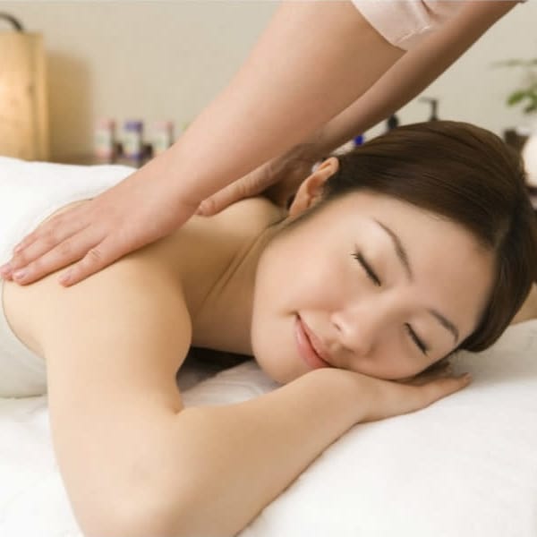 親しみやすい接客にまた来たいと思える空間を☆|トータルビューティーサロン Pearl Eye