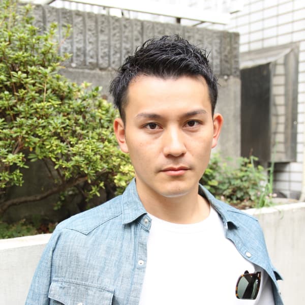 大人メンズの“ちょうどいい”を叶える、清潔感と抜け感のあるカジュアルスタイルが得意なサロンです。|Laraca