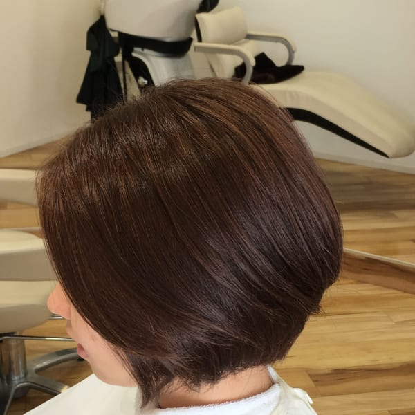 パサついた髪にはお別れ！ツヤツヤの髪へカラーチェンジ|hair design calm