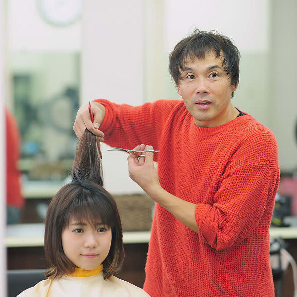 【新技法☆リセッターカット】うねり・広がりを解決!感動の指通りが叶う♪|びゅーてぃーさろんHair物語