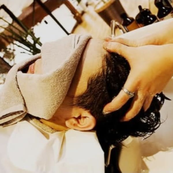 日頃の疲れをヘッドスパでリフレッシュ|Men's Hair SPICE 本庄