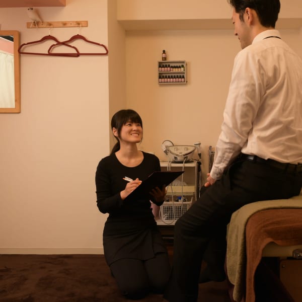 30、40代のバリバリ働くサラリーマンと主婦に圧倒的人気のサロン！|隠れ家salonいろは