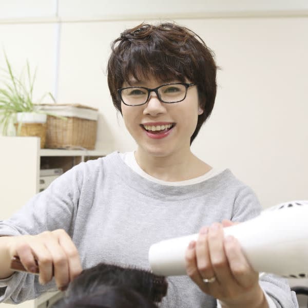 【女性スタイリスト多数在籍◎】豊富な知識と女性ならではの感性でお客様に似合うスタイルをご提供・・・☆|Hair Life Hana&co 花心
