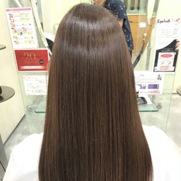 髪質改善メニューが話題。うねりやくせ毛などのお悩み解消。再現性高いうる艶美髪が続く。|e.m.a × Ar be.anca