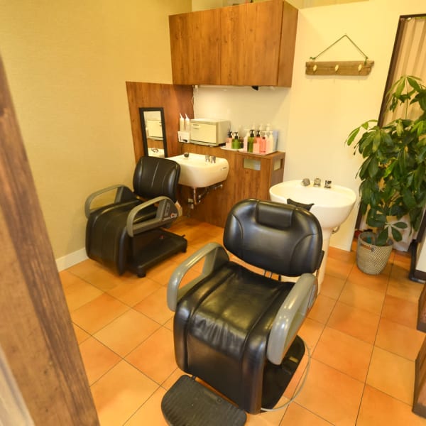 【ご新規様特典★】毛髪内部補修トリートメント＋カット￥7,452|Face HAIR MAKE