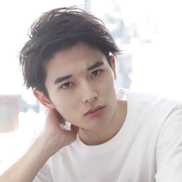 メンズリピート90%以上!ビジネスシーンからプライベートシーンまでONOFFキマるシンプルstyle|AUQWA