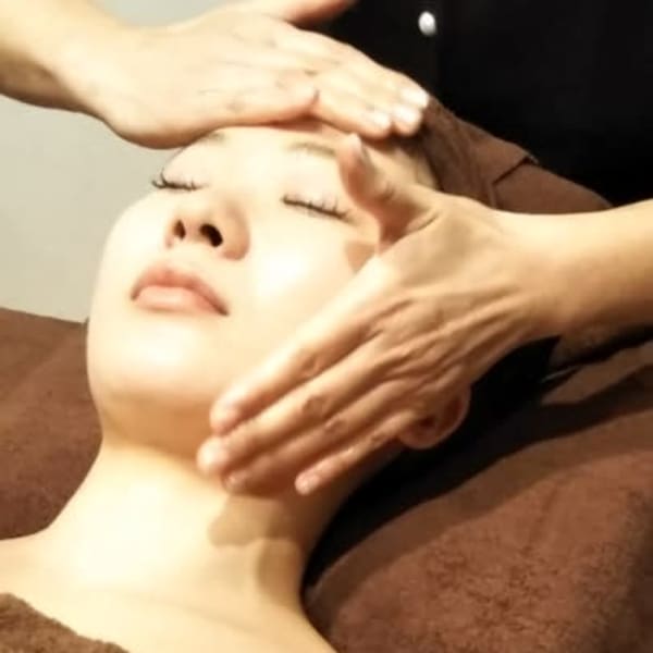 ぽかぽか代謝アップ！フェイシャルエステ+ホットストーンセラピー|ネイルとエステのお店 チップタップ