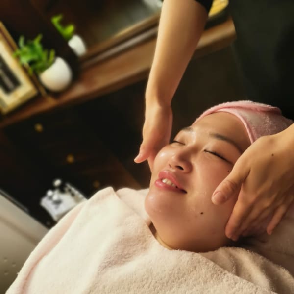 大人気のフェイシャルエステで印象力をグンっとアップ|Barbering Method produce byヘアサロン大野