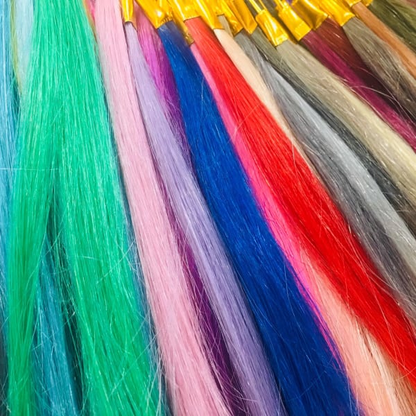 ポイントカラーが気軽にできる最高級レミー毛シールエクステ!!|Amusebox