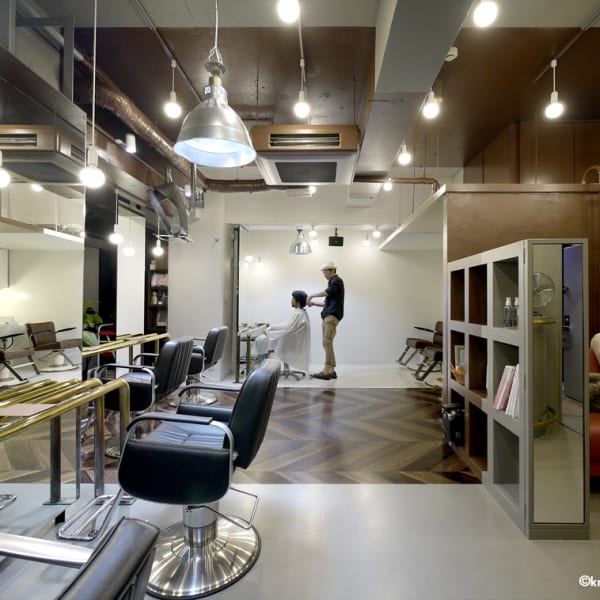 マンツーマンで経験あるスタイリストが担当！|Loop the Loop