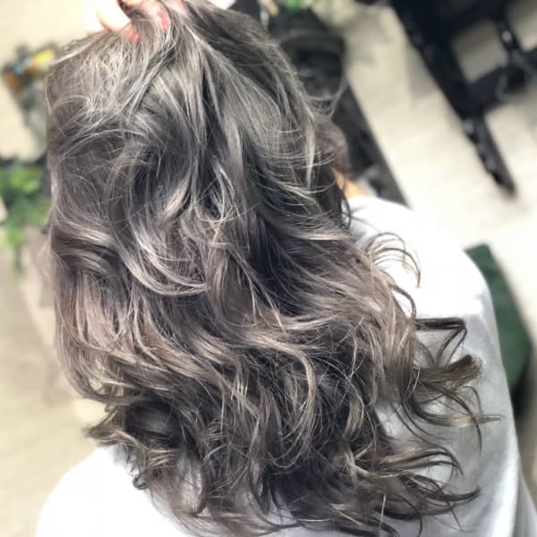 【当店オススメ!!】得意の高発色カラーでイメージ通りのスタイルがあなたのものに♪|cherie