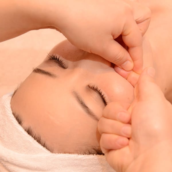 施術歴15年のプロエステティシャンオーナーのプライベートサロン|Rafull 津田沼店【ラフール】