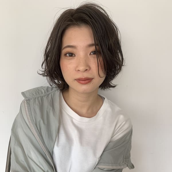 『髪質が変わった』と感動の声多数！上質なヘアケアブランド“Aujua”のトリートメント、スパが人気！|The Labo ungu