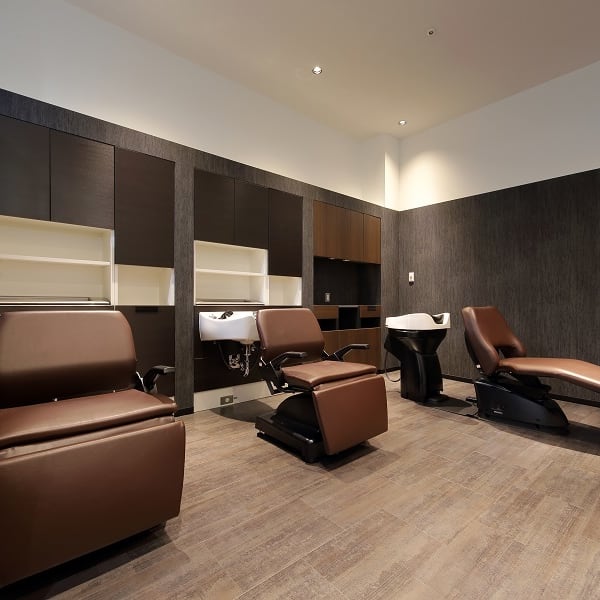 紫外線ダメージ・皮脂汚れ・頭皮の臭い…プロによる"極上ヘッドSPA"で解決します|Inbrote 柳生店