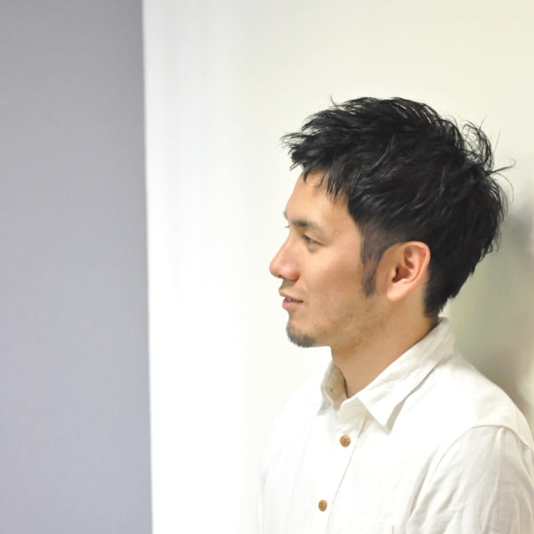 【メンズが得意なサロン】経験豊富な男性スタッフもいます☆|SUPER CUT 鳥居前店