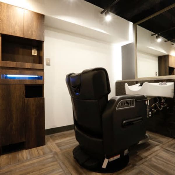 【初めての方も大歓迎！】メンズ専門のプロだからこそ可能な技術であなたの魅力をもっと引き出します☆|LAVIE NEW STANDARD BARBER 中野