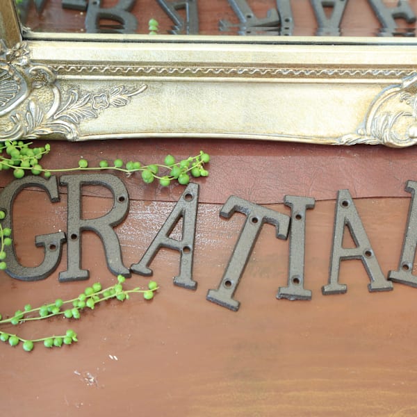 ツヤツヤロング☆ ホホバオイル縮毛矯正|HAIR and MAKE GRATIAE