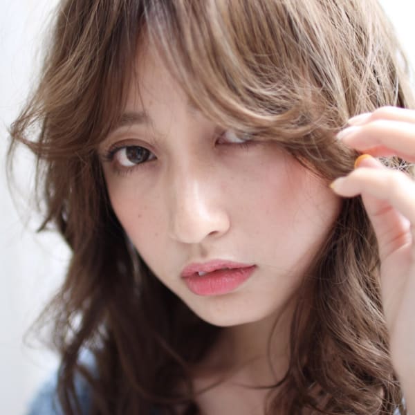 絶妙なカラーバランス★Ashのパーソナルカウンセリングで似合わせカラーが人気♪|Ash 都立大学店