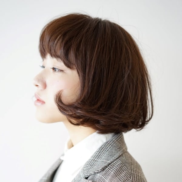 決めすぎないカジュアルさがセクシーで銀座ならではの大人キレイなボブ、ショートスタイルです。#銀座ボブ|New-Line