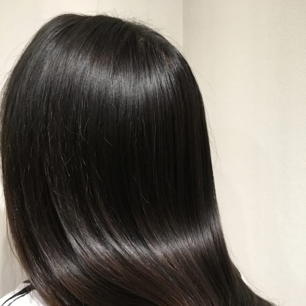 うるツヤになれる厳選トリートメントが自慢のサロン ♪|hair flag 西葛西店