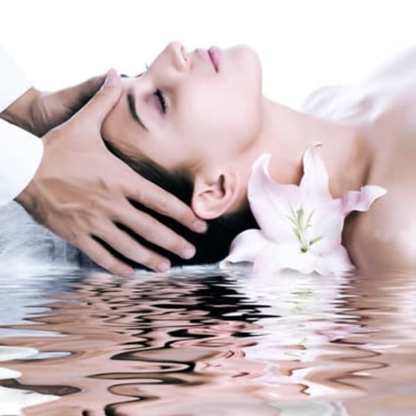 ヘッドスパが自慢のサロン|Hair&Makeup Ke' International