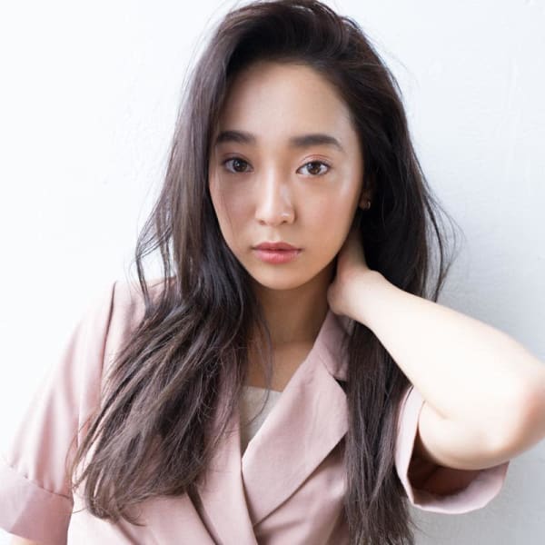 今までのブローの時間が嘘みたいに短縮!洗いざらしの髪も、手ぐしで乾かすだけの縮毛矯正は試す価値あり◎|Ash 津田沼店