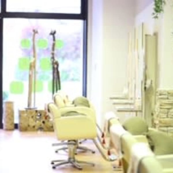 4 ゆったりとしたリラックスできる居心地の良い空間|Link for hair