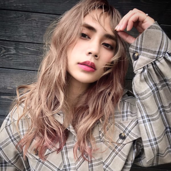 ゲストが御求めのイメージやフィーリングを大切にご希望の数歩先を行くヘアメイクをご提案させて頂きます!|KAZE 代官山