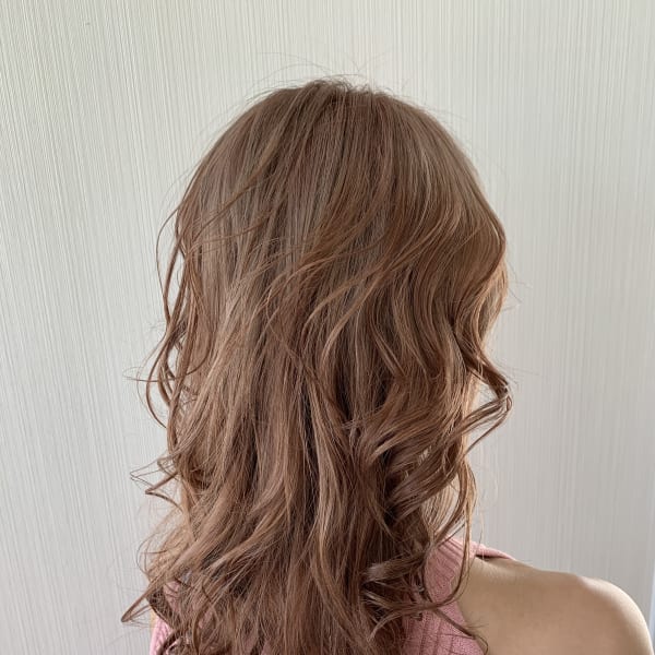 【初めての方も大歓迎☆】ふんわりやわらかな質感が手に入る!手触り◎な大満足の仕上りに★|Allure Hair Design