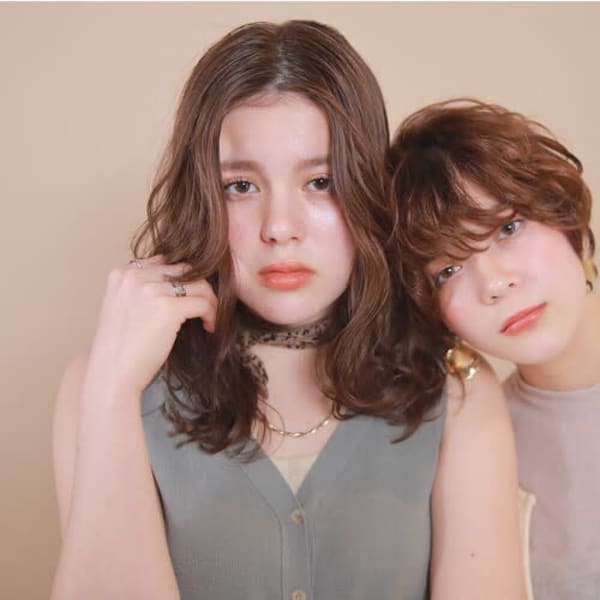 初めてのパーマデビューも応援！傷まずキレイ☆艶々で『ふんわり』としたパーマが手に入る！|Loely by Louwe 立川 前髪カット/髪質改善/韓国/レイヤー