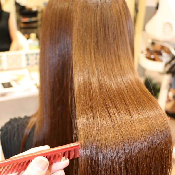 LAMPHAIRの極上酸熱トリートメント【KERTEX】+超音波アイロン&超高濃度炭酸スパ|LAMP HAIR