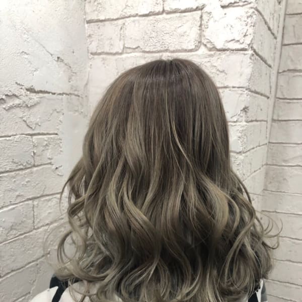 プチプラ×上品な仕上がり◎豊富なカラーの中から”あなたカラー”を提案☆カワイイ・キレイに魅せます♪|agir hair 赤羽【アジールヘア】赤羽駅南口店