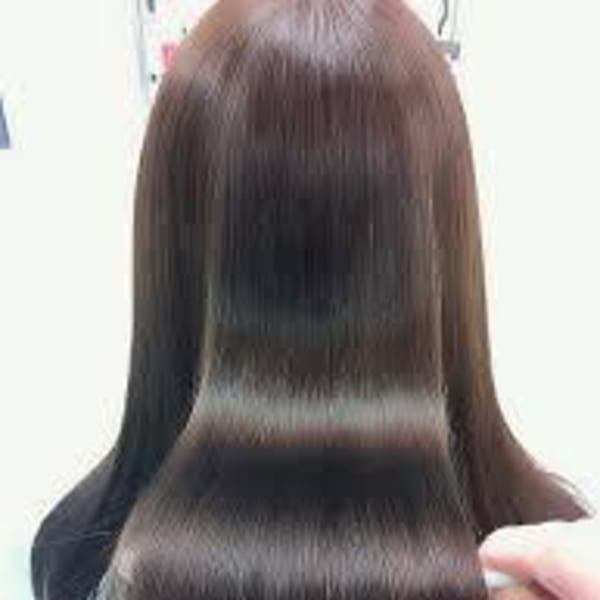 うるツヤになれる厳選トリートメントが自慢のサロン|gift hair salon