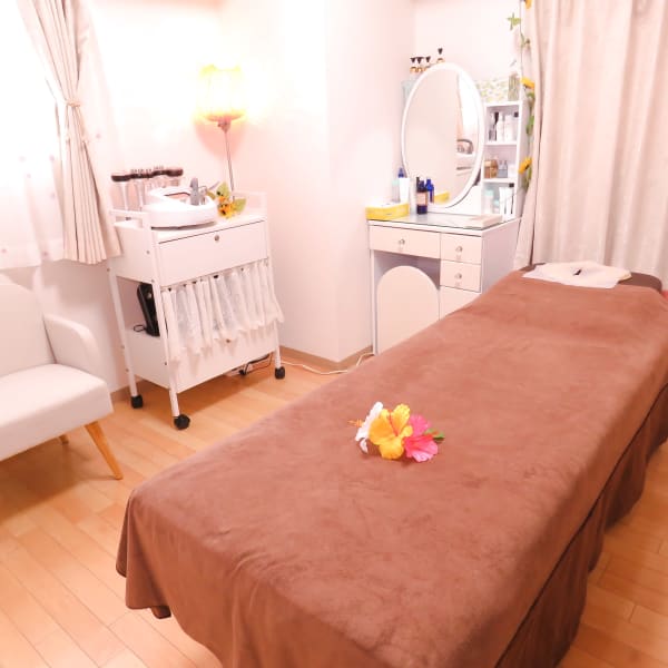 【ご新規様歓迎！！】メニューにプラスしてヘッドスパ体験を♪意外と疲れている頭を絶妙な力加減でケア|Recia