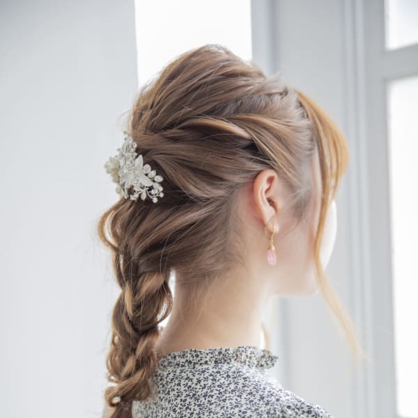 編みおろしダウンスタイル|HAIR DESIGN Serendipity